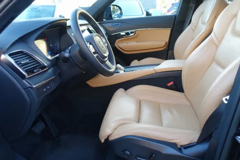 Volvo XC90 din 2022 cu 38.800 km - oferta VOL159569 - foto 9