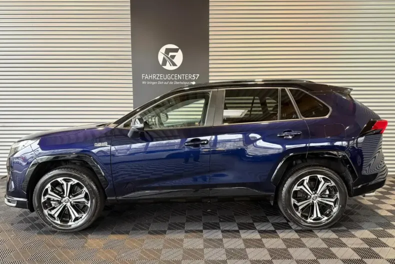 Toyota RAV4 din 2024 cu 3.035 km - oferta TOY159575 - foto 3