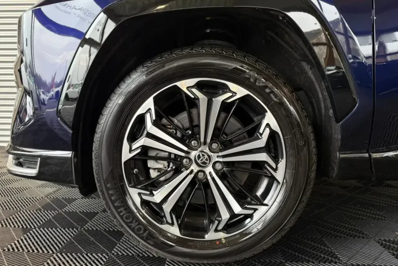 Toyota RAV4 din 2024 cu 3.035 km - oferta TOY159575 - foto 4