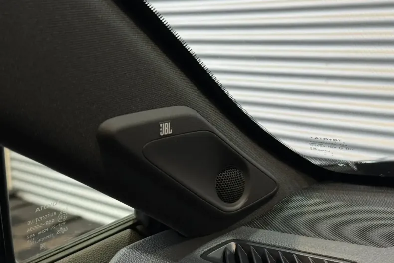 Toyota RAV4 din 2024 cu 3.035 km - oferta TOY159575 - foto 12