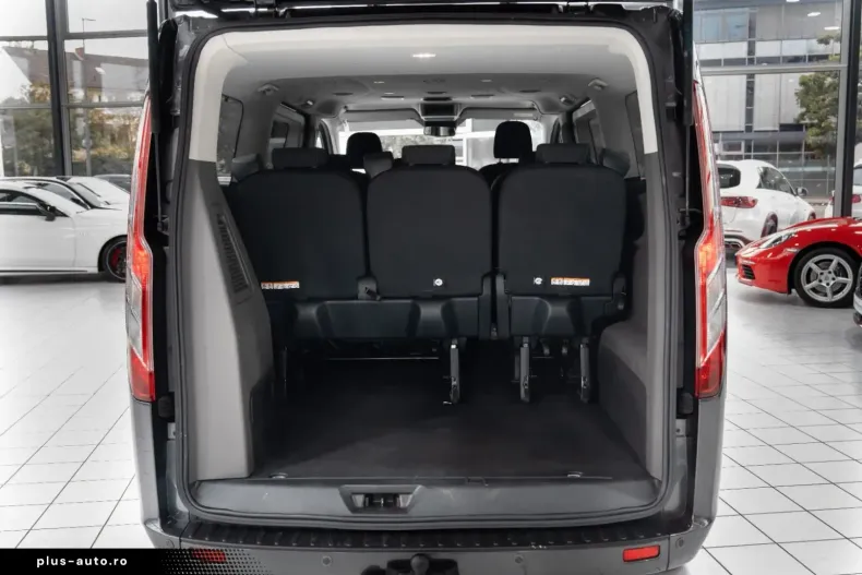 Ford Tourneo Custom din 2022 cu 67.216 km - oferta FOR159576 - foto 27