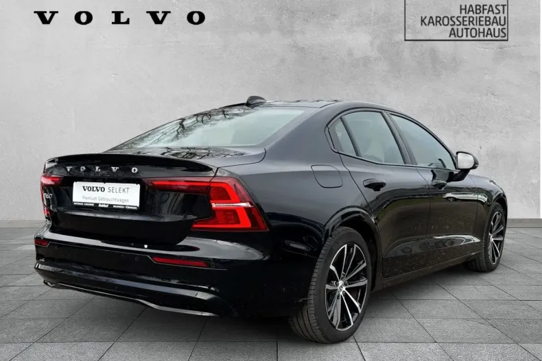 Volvo S60 din 2022 cu 27.430 km - oferta VOL159580 - foto 2