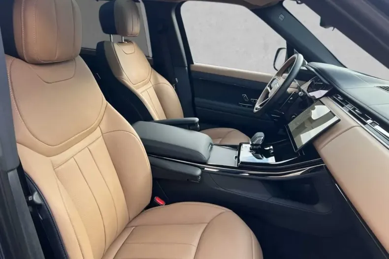 Land Rover Range Rover Sport din 2024 cu 32.120 km - oferta LAN159581 - foto 3