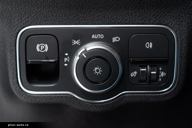 Mercedes-Benz GLB 35 AMG din 2022 cu 32.678 km - oferta MER159582 - foto 22