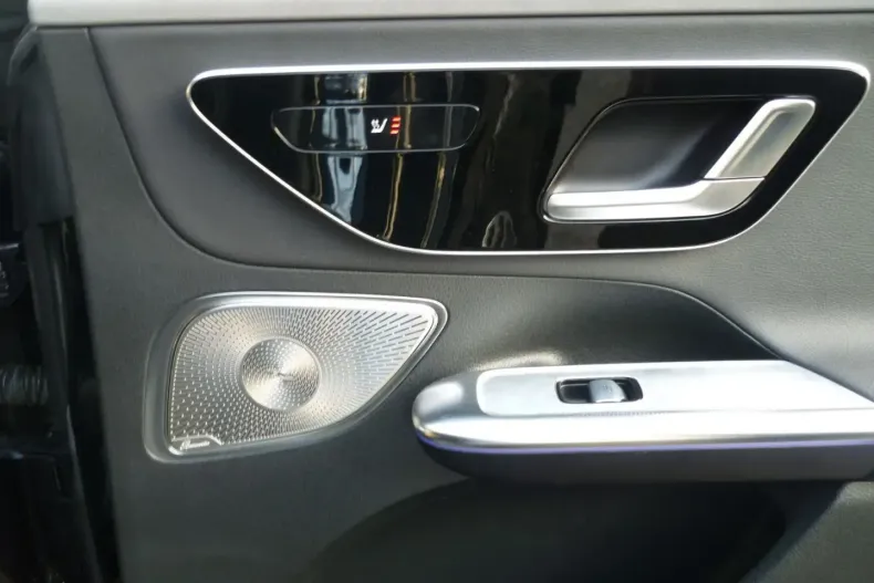 Mercedes-Benz EQE din 2022 cu 55.483 km - oferta MER159585 - foto 17