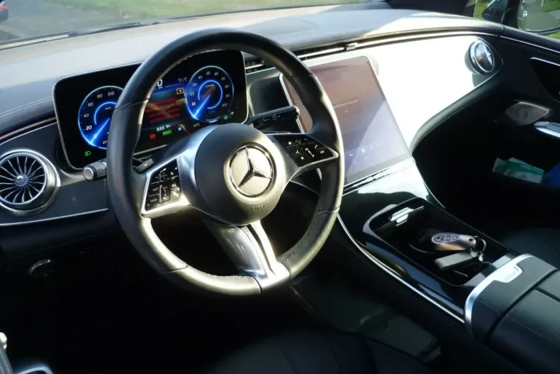 Mercedes-Benz EQE din 2022 cu 55.483 km - oferta MER159585 - foto 23