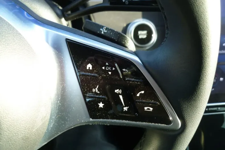 Mercedes-Benz EQE din 2022 cu 55.483 km - oferta MER159585 - foto 29