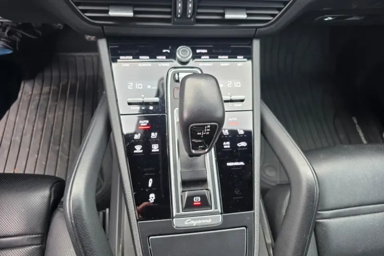 Porsche Cayenne din 2021 cu 74.000 km - oferta POR159589 - foto 14