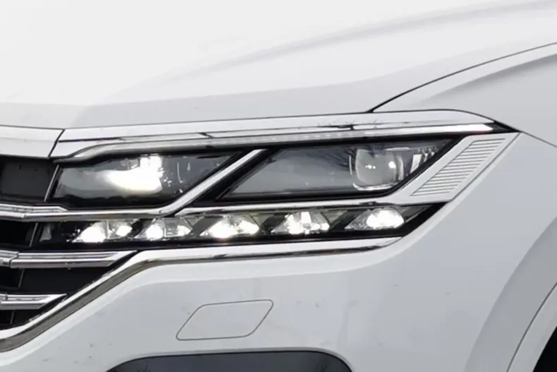 Volkswagen Touareg din 2021 cu 55.000 km - oferta VOL159607 - foto 7