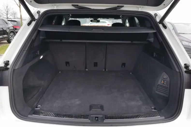 Volkswagen Touareg din 2021 cu 55.000 km - oferta VOL159607 - foto 10