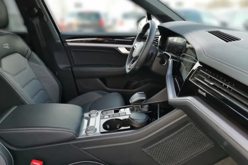 Volkswagen Touareg din 2021 cu 55.000 km - oferta VOL159607 - foto 23