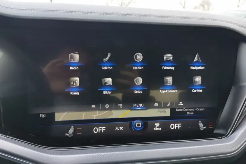 Volkswagen Touareg din 2021 cu 55.000 km - oferta VOL159607 - foto 33