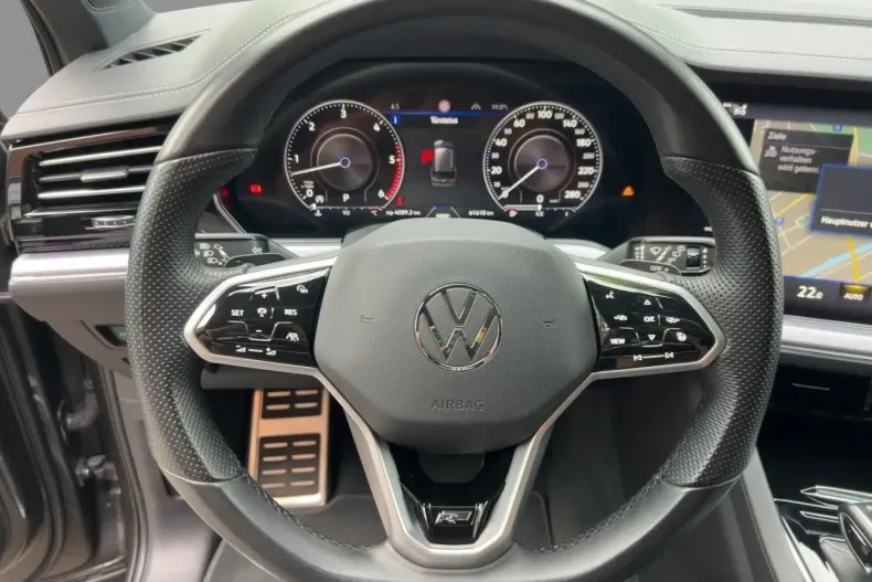 Volkswagen Touareg din 2021 cu 61.613 km - oferta VOL159608 - foto 9
