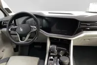 Volkswagen Touareg din 2023 cu 51.810 km - oferta VOL159609 - foto 4