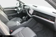 Volkswagen Touareg din 2021 cu 75.800 km - oferta VOL159610 - foto 10