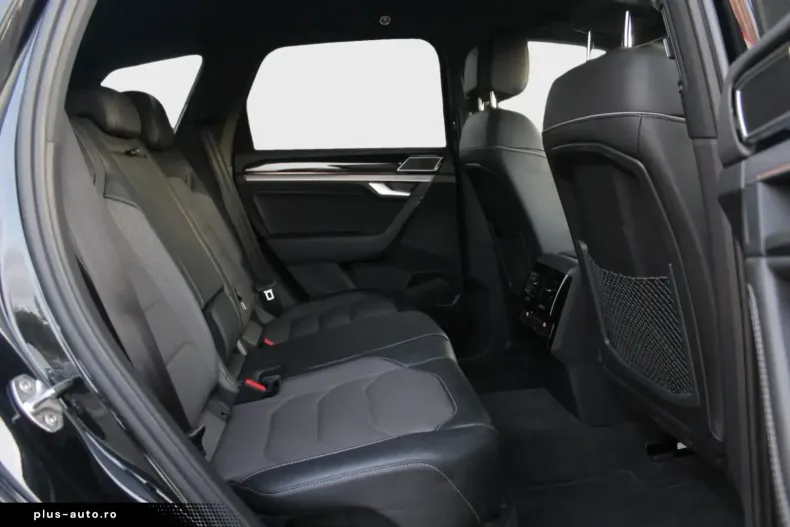 Volkswagen Touareg din 2021 cu 75.800 km - oferta VOL159610 - foto 12