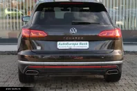 Volkswagen Touareg din 2021 cu 69.998 km - oferta VOL159612 - foto 4