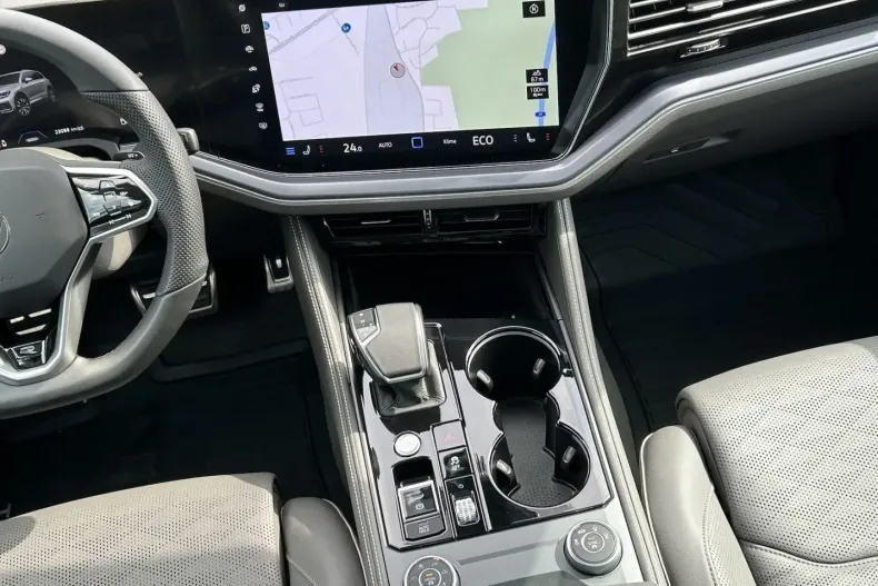 Volkswagen Touareg din 2023 cu 38.555 km - oferta VOL159614 - foto 20