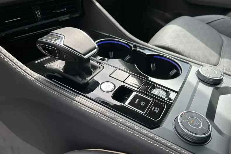 Volkswagen Touareg din 2023 cu 38.555 km - oferta VOL159614 - foto 21