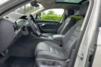 Volkswagen Touareg din 2023 cu 38.555 km - oferta VOL159614 - foto 22