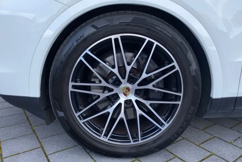 Porsche Cayenne din 2024 cu 23.900 km - oferta POR159625 - foto 12