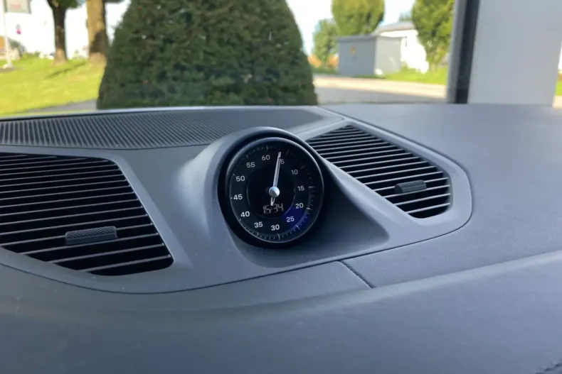 Porsche Cayenne din 2024 cu 23.900 km - oferta POR159625 - foto 27