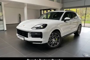 Porsche Cayenne din 2023 - oferta POR159628