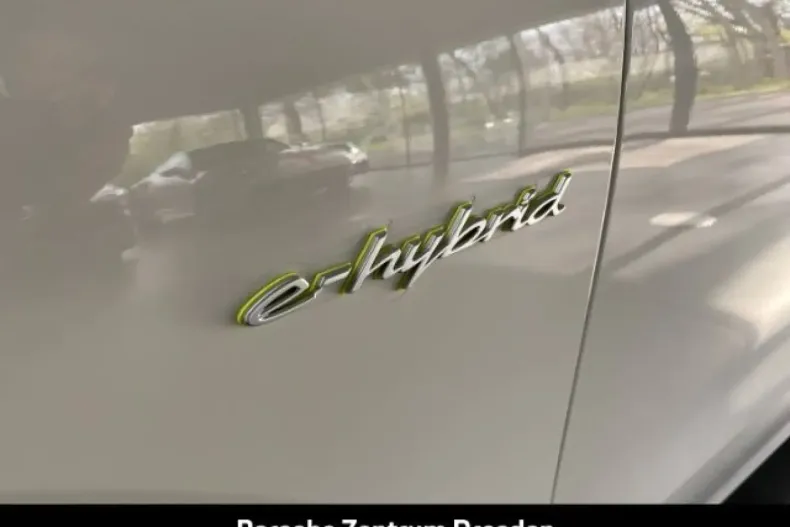 Porsche Cayenne din 2023 cu 32.888 km - oferta POR159628 - foto 15