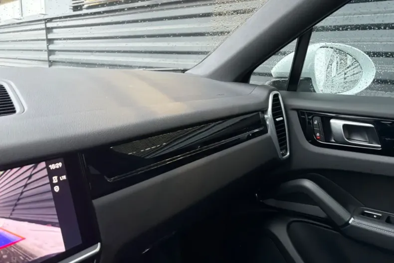 Porsche Cayenne din 2022 cu 34.700 km - oferta POR159629 - foto 20