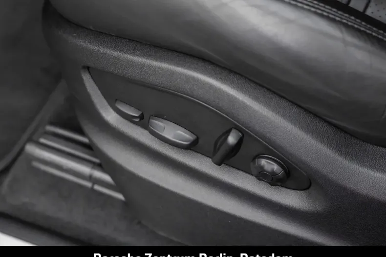 Porsche Cayenne din 2023 cu 53.276 km - oferta POR159630 - foto 18