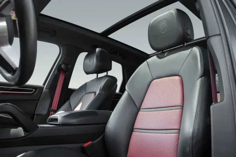 Porsche Cayenne din 2022 cu 67.990 km - oferta POR159634 - foto 5