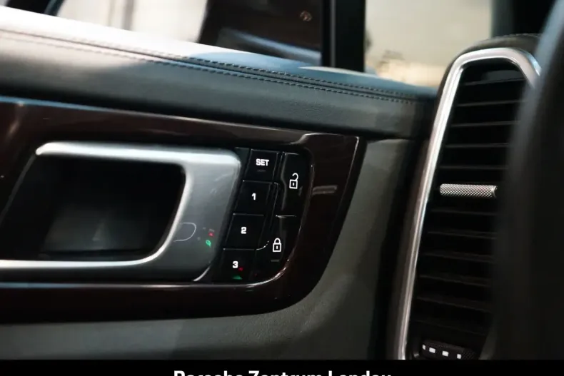 Porsche Cayenne din 2021 cu 70.000 km - oferta POR159636 - foto 24