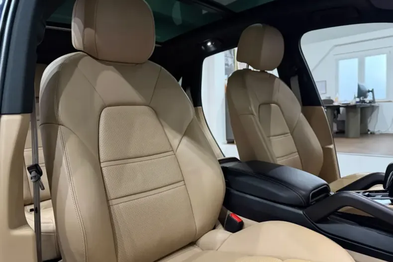 Porsche Cayenne din 2022 cu 67.000 km - oferta POR159638 - foto 22