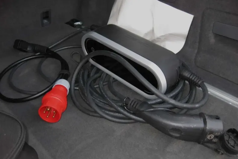 Porsche Cayenne din 2022 cu 79.000 km - oferta POR159639 - foto 3