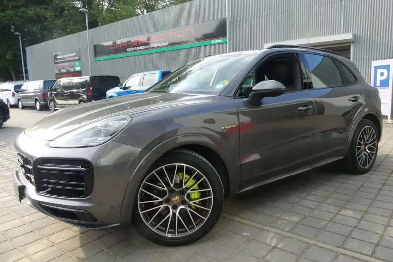 Porsche Cayenne din 2021 cu 75.340 km - oferta POR159643 - foto 2