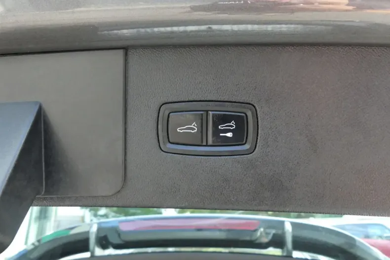 Porsche Cayenne din 2021 cu 75.340 km - oferta POR159643 - foto 24