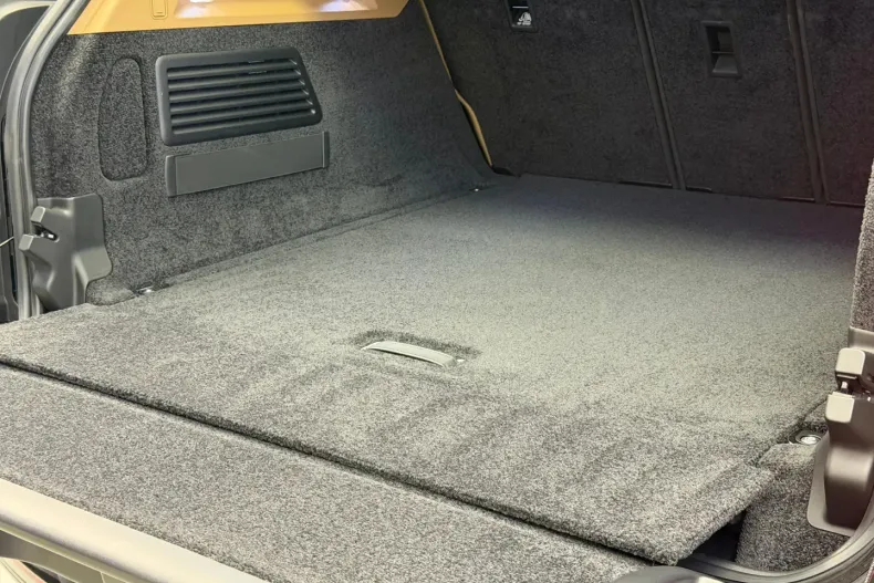 Land Rover Range Rover din 2023 cu 26.000 km - oferta LAN159644 - foto 19