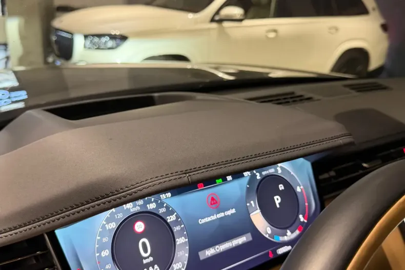 Land Rover Range Rover din 2023 cu 26.000 km - oferta LAN159644 - foto 30