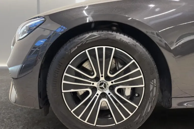 Mercedes-Benz E 200 din 2025 cu 10.052 km - oferta MER159648 - foto 5