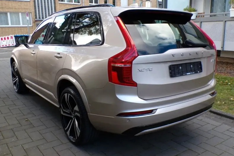 Volvo XC90 din 2022 cu 95.000 km - oferta VOL159659 - foto 5