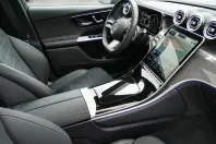 Mercedes-Benz GLC 220 din 2024 cu 16.089 km - oferta MER159666 - foto 3