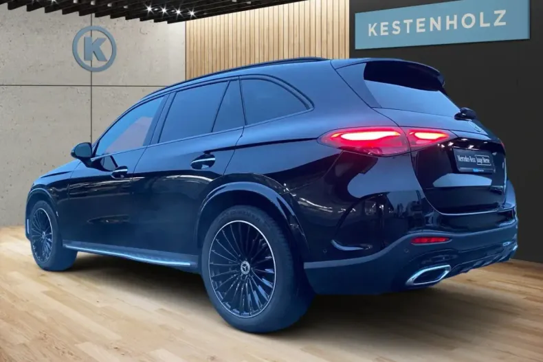 Mercedes-Benz GLC 300 din 2023 cu 67.123 km - oferta MER159667 - foto 3