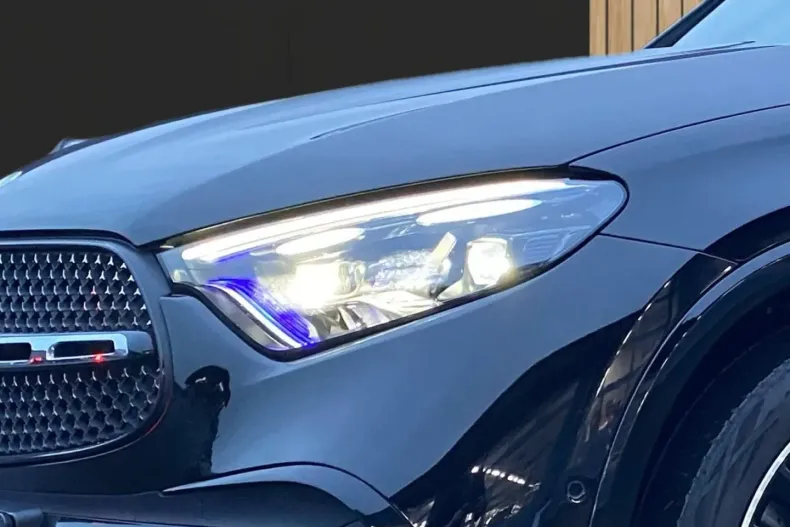 Mercedes-Benz GLC 300 din 2023 cu 67.123 km - oferta MER159667 - foto 4