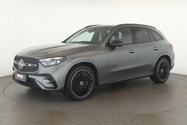 Mercedes-Benz GLC 300 din 2023 cu 45.900 km - oferta MER159668 - foto 1