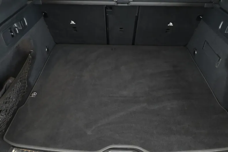 Mercedes-Benz GLC 300 din 2023 cu 45.900 km - oferta MER159668 - foto 6