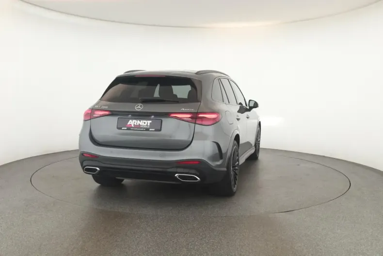 Mercedes-Benz GLC 300 din 2023 cu 45.900 km - oferta MER159668 - foto 27