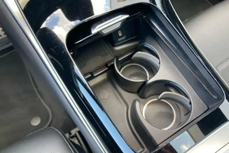 Mercedes-Benz GLC 200 din 2024 cu 24.756 km - oferta MER159670 - foto 13