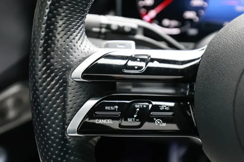 Mercedes-Benz GLC 220 din 2023 cu 78.041 km - oferta MER159673 - foto 17