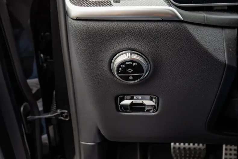 Mercedes-Benz GLC 200 din 2024 cu 19.987 km - oferta MER159674 - foto 16