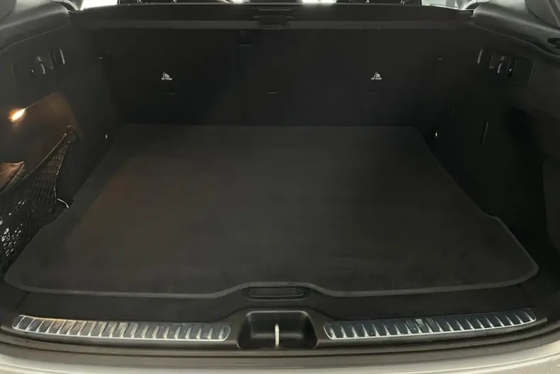 Mercedes-Benz GLC 200 din 2024 cu 19.884 km - oferta MER159676 - foto 11